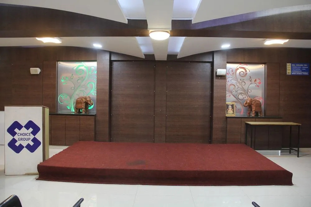 Foto - Super Collection O Warje Pune Formerly Choice Guest house