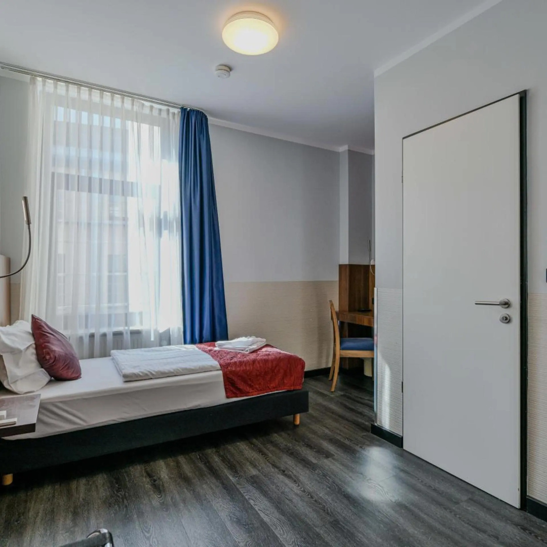 Foto - Ramada by Wyndham Frankfurt Central Station