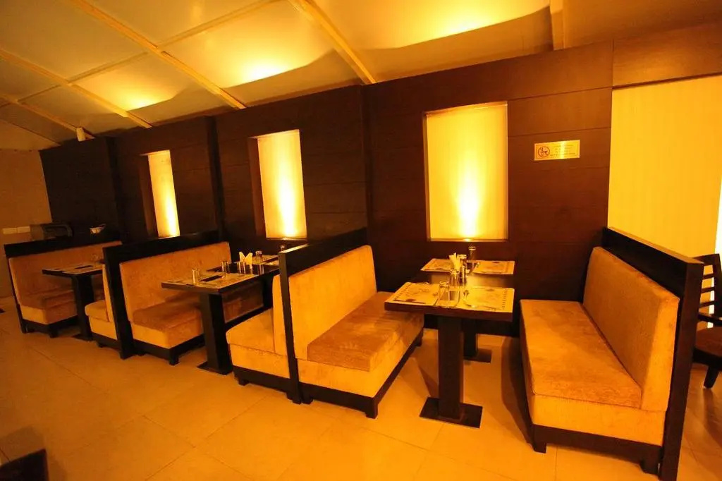 Photo - Hotel Chanchal Deluxe - New Delhi Train Station