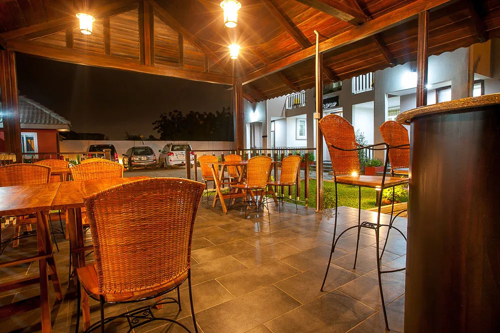 Photo - The Highbridge Guest Lodge