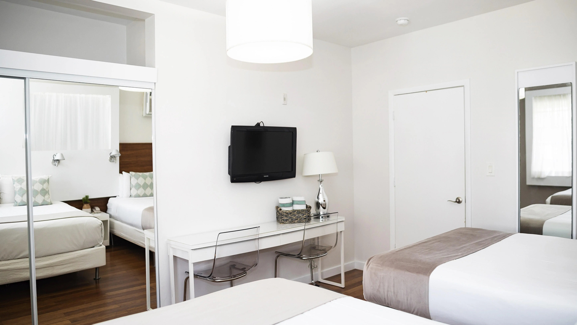 Photo - Riviere South Beach Hotel