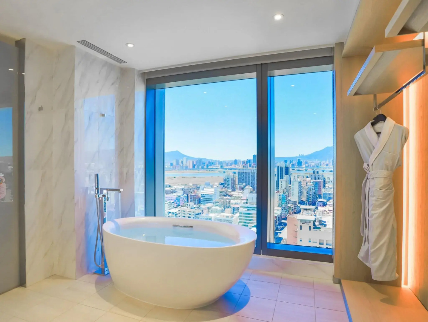 Foto - Caesar Metro Taipei