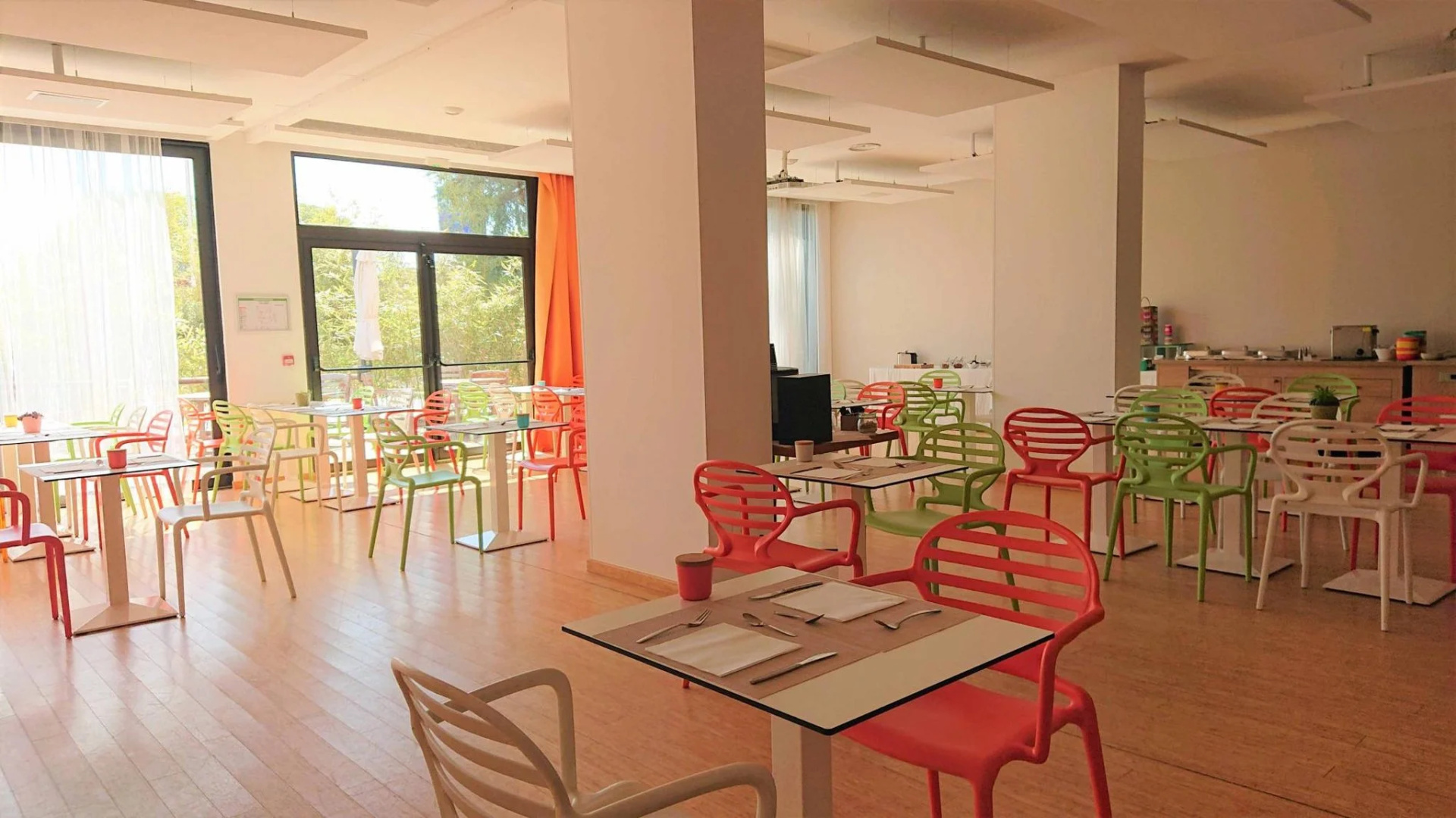 Foto - C Suites
