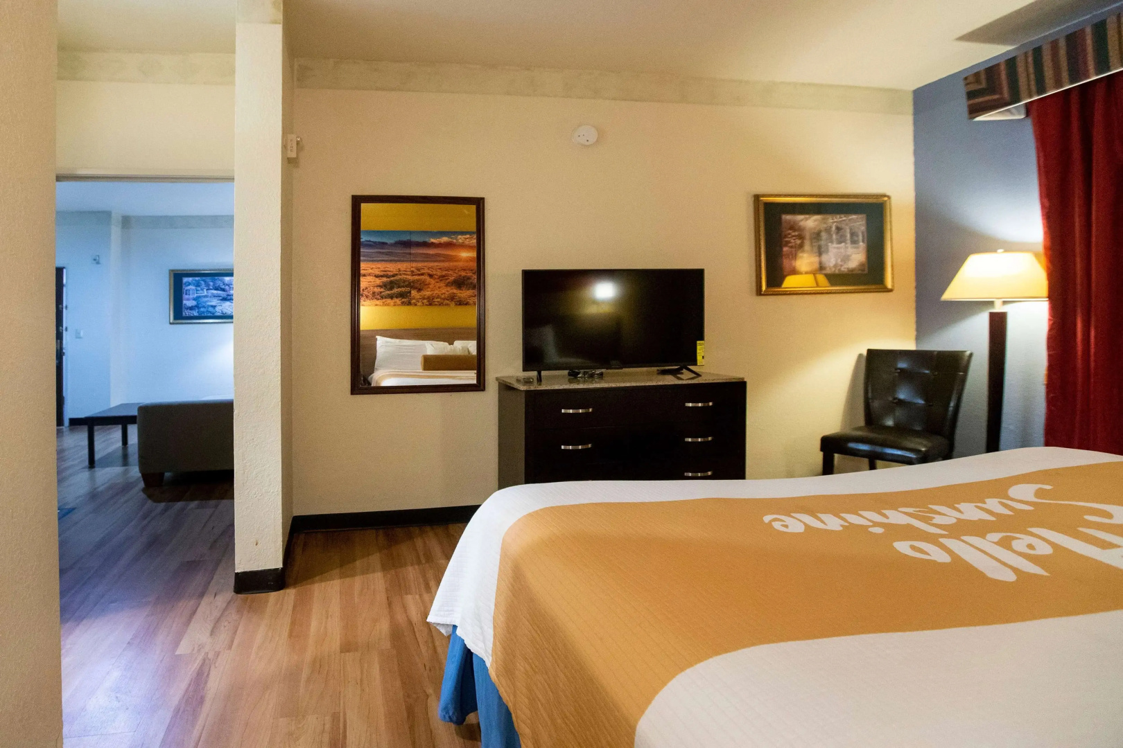Foto - Days Inn & Suites by Wyndham Houston North/Aldine