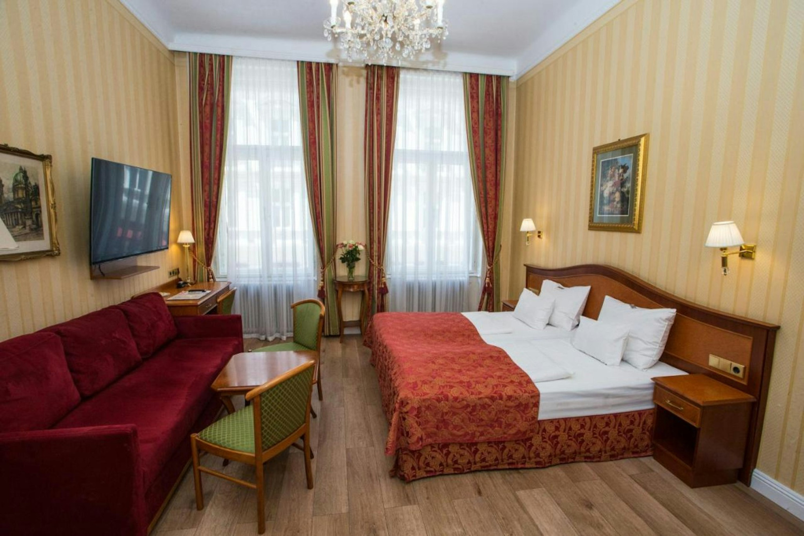 Foto - Opera Suites - Self Check-in