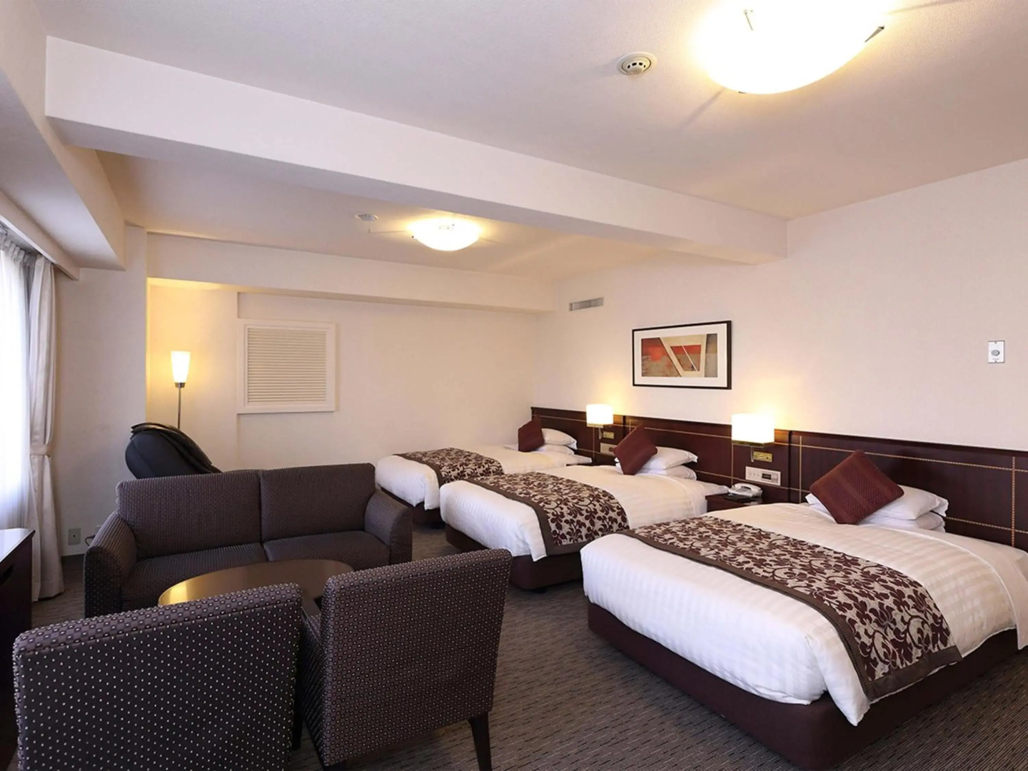 Photo - Nishitetsu Grand Hotel