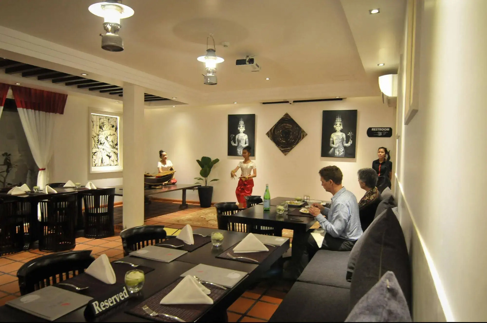 Photo - La Rose Suites