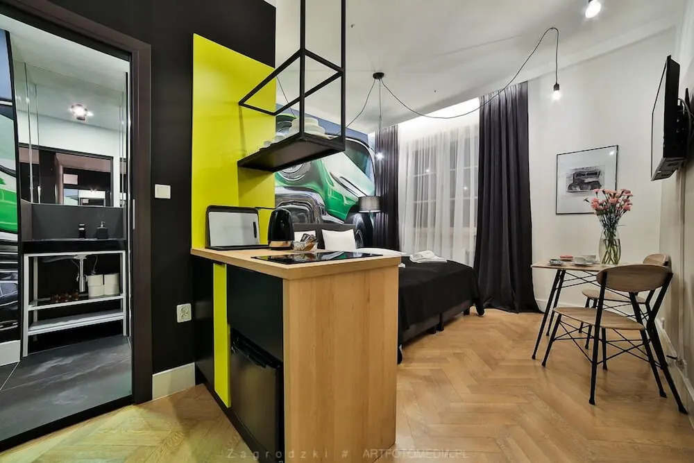 Foto - Saint Thomas Corner - by Upstairs