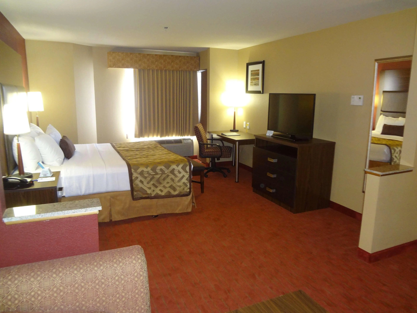 Photo - Best Western Plus Woodland Hills Hotel & Suites