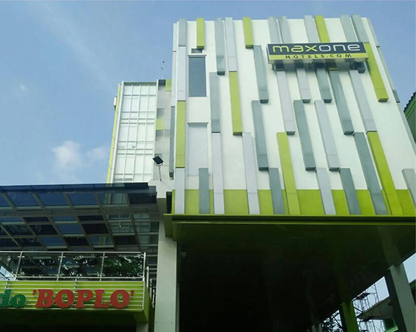 Photo - MaxoneHotels at Kramat