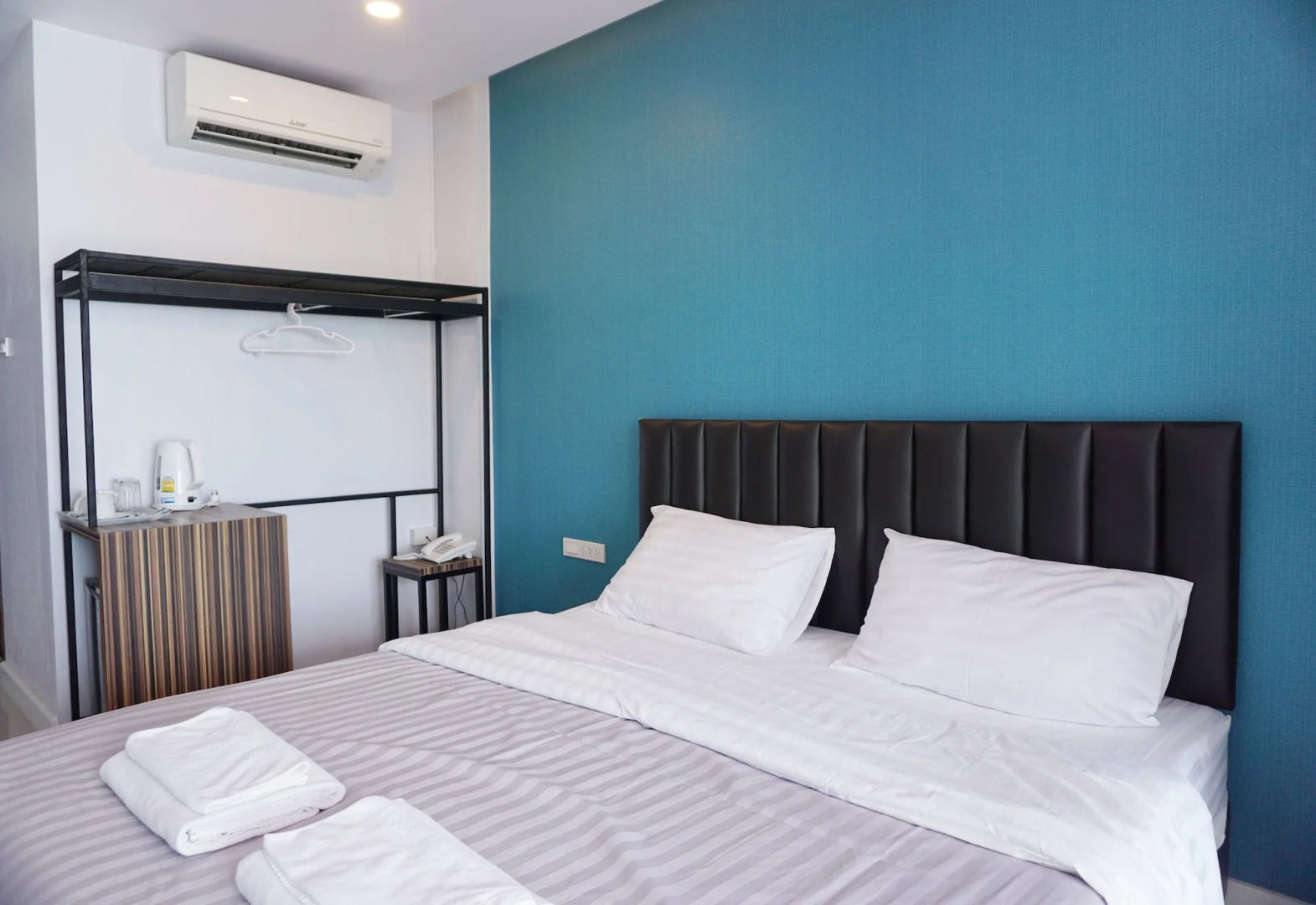 Photo - Red Door Samsen Hotel, Bangkok