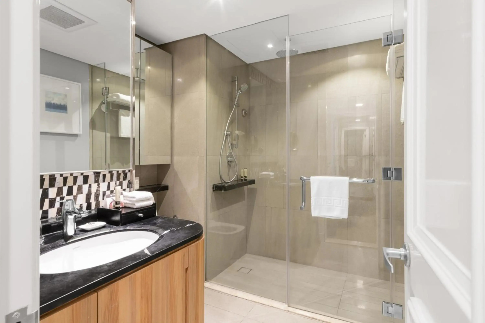 Foto - Ascott Makati