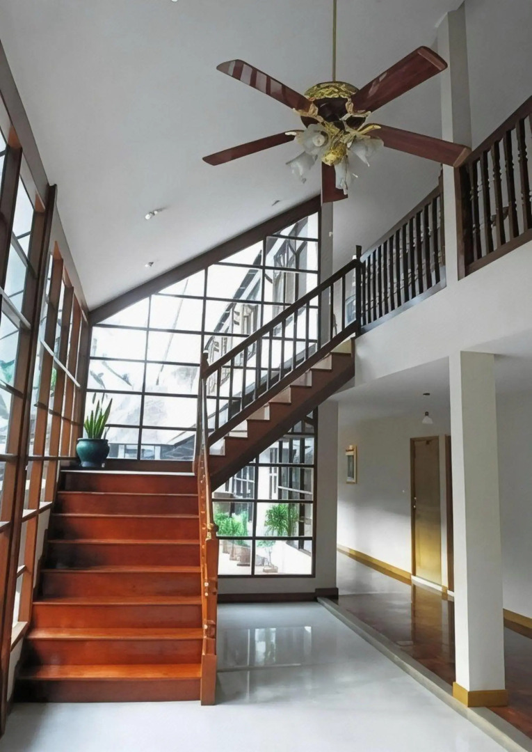 Photo - Silom Village Inn