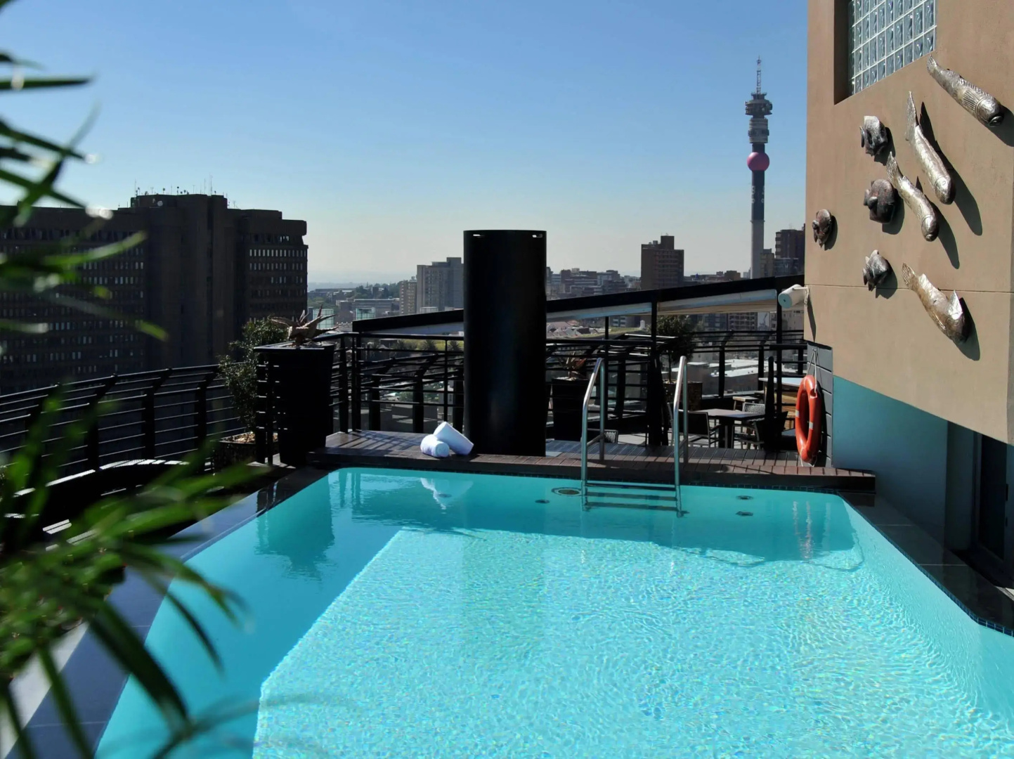 Photo - The Parktonian All Suite Hotel