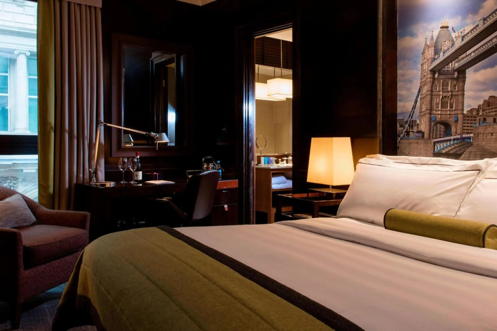 Foto - Threadneedles, Autograph Collection