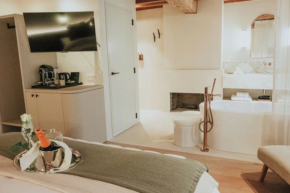 Photo - The Burgundy - Boutique B&B