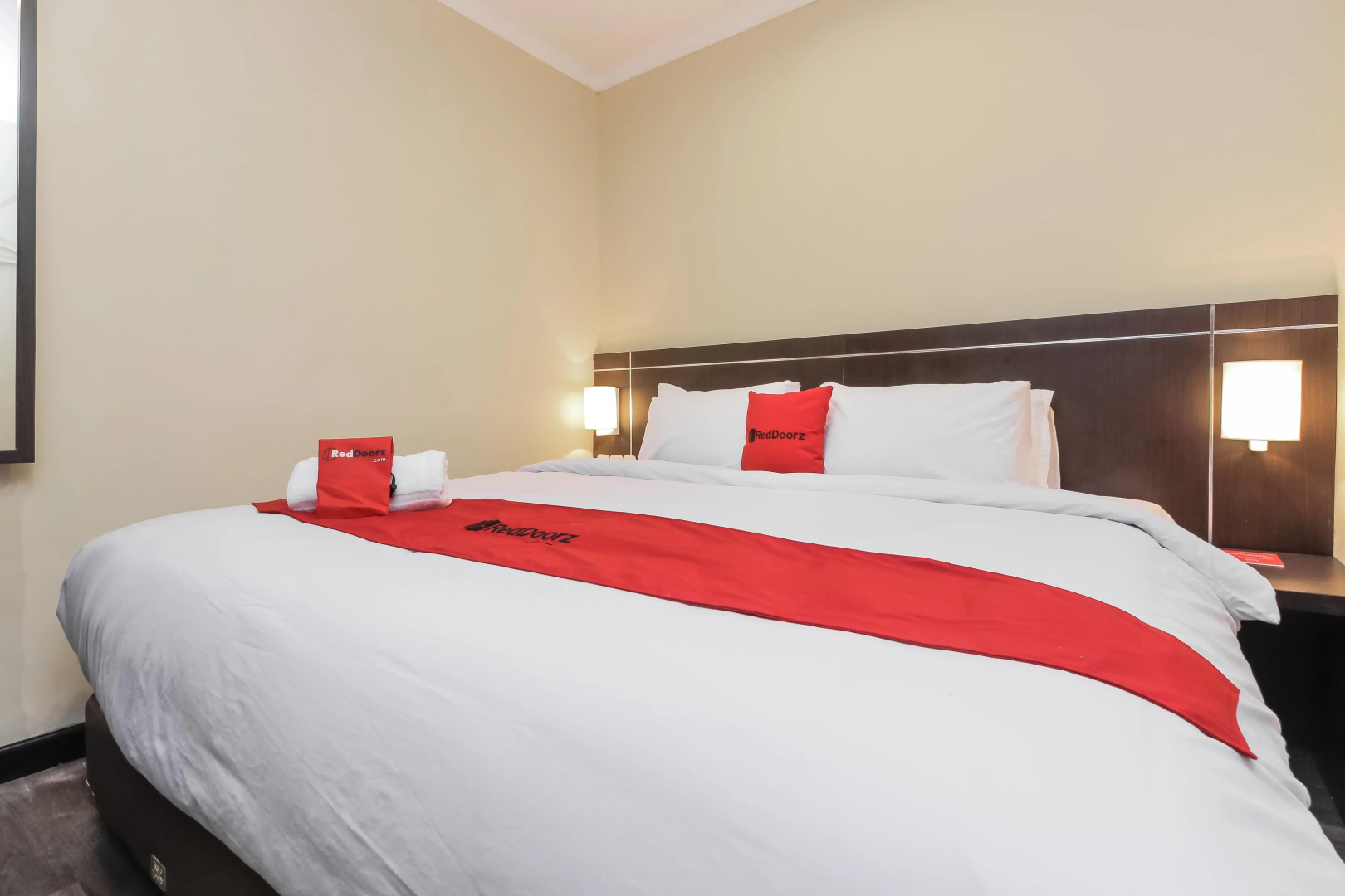 Photo - RedDoorz Plus @ Thamrin