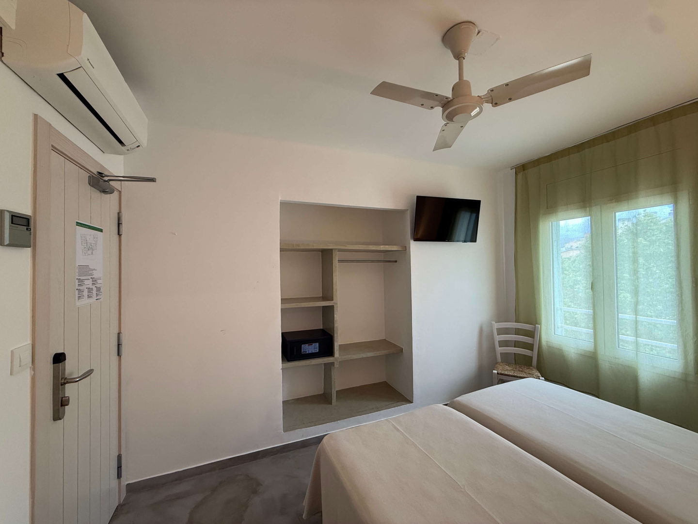 Photo - Hostal ROM Familiar