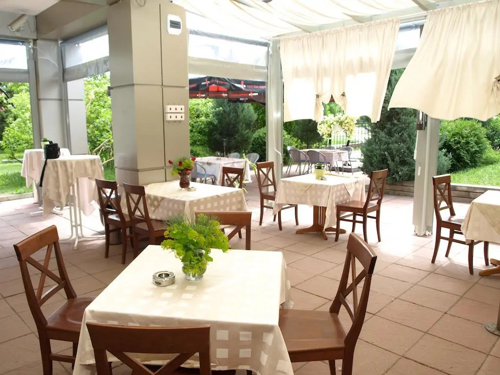 Foto - Hotel Forum - Free Parking for cars