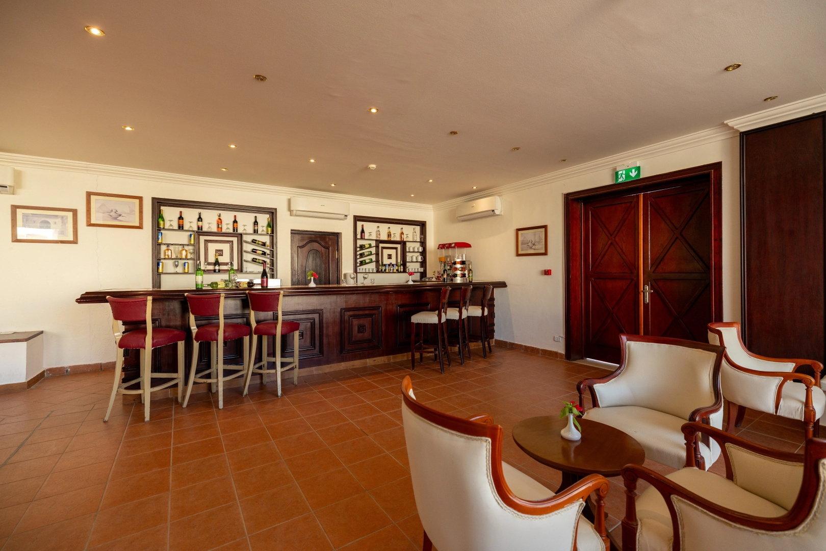 Foto - Continental Plaza Beach Resort