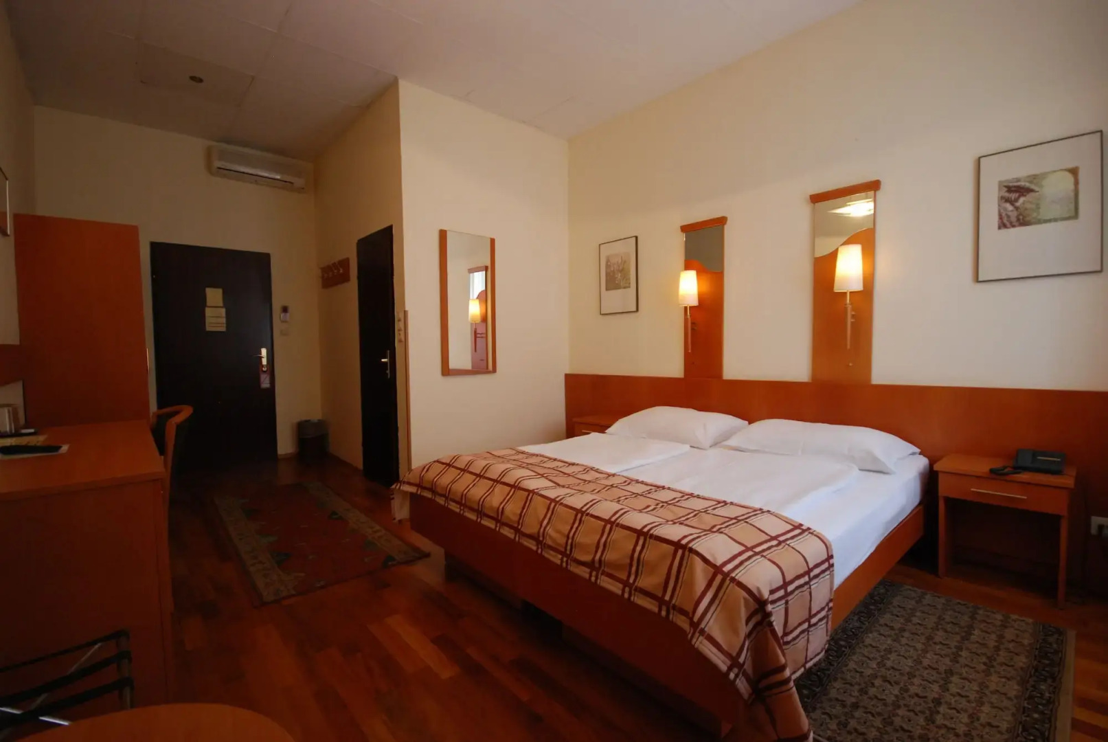 Foto - Continental Hotel-Pension