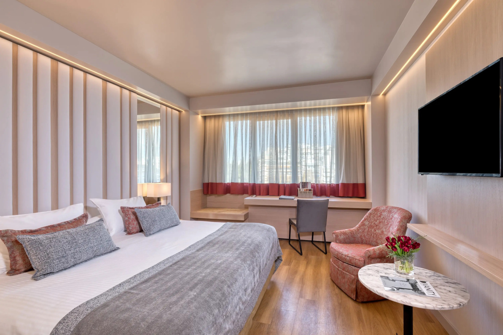 Photo - Divani Caravel