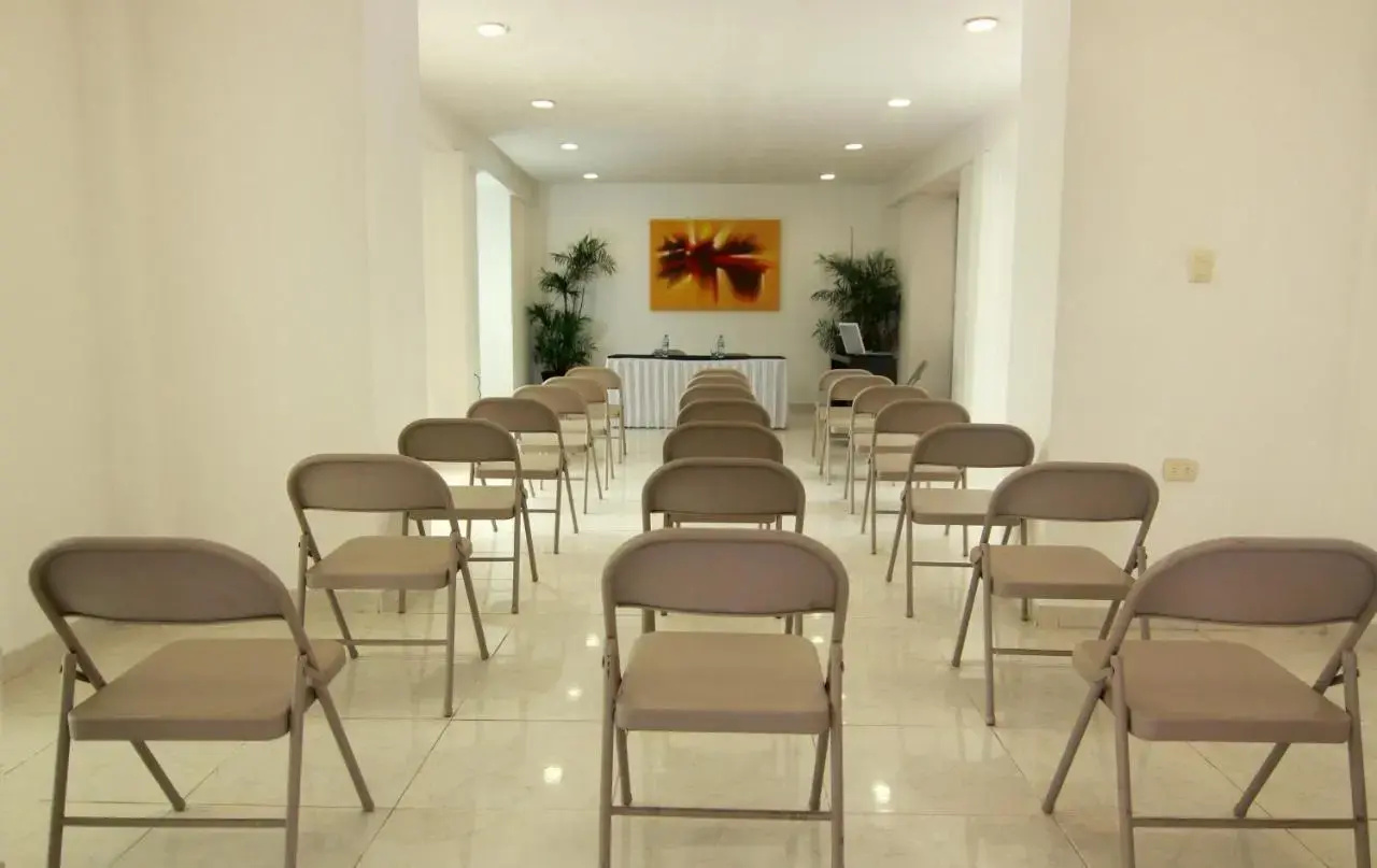 Foto - Hotel Embajadores
