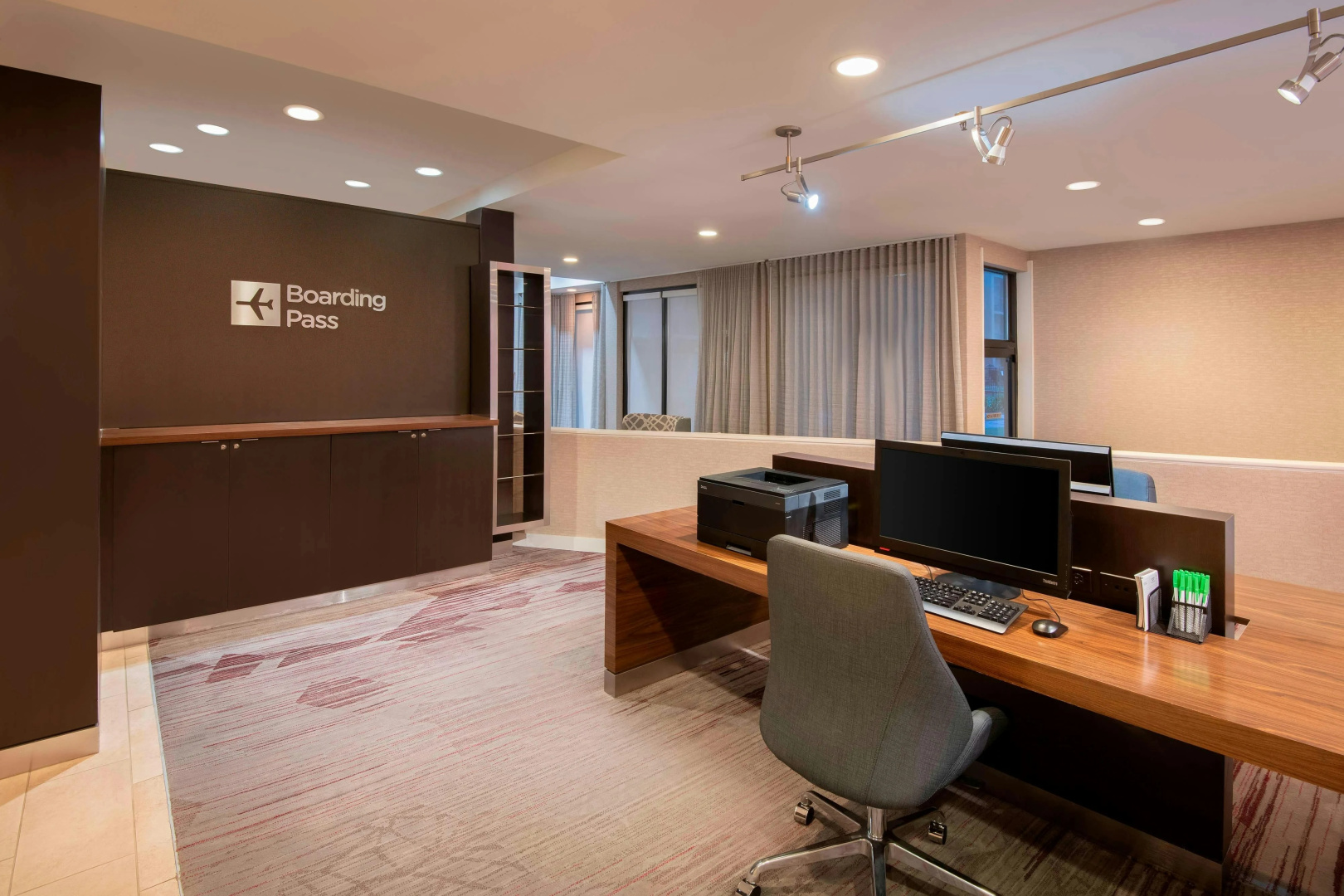 Photo - Courtyard by Marriott Savannah Midtown