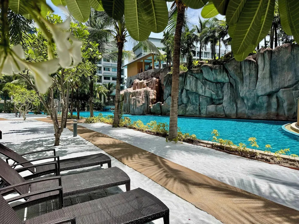 Foto - Laguna beach condo resort 3 maldives pattaya pool view ลากูน่า บีช คอนโด รีสอร์ต 3 พัทยา