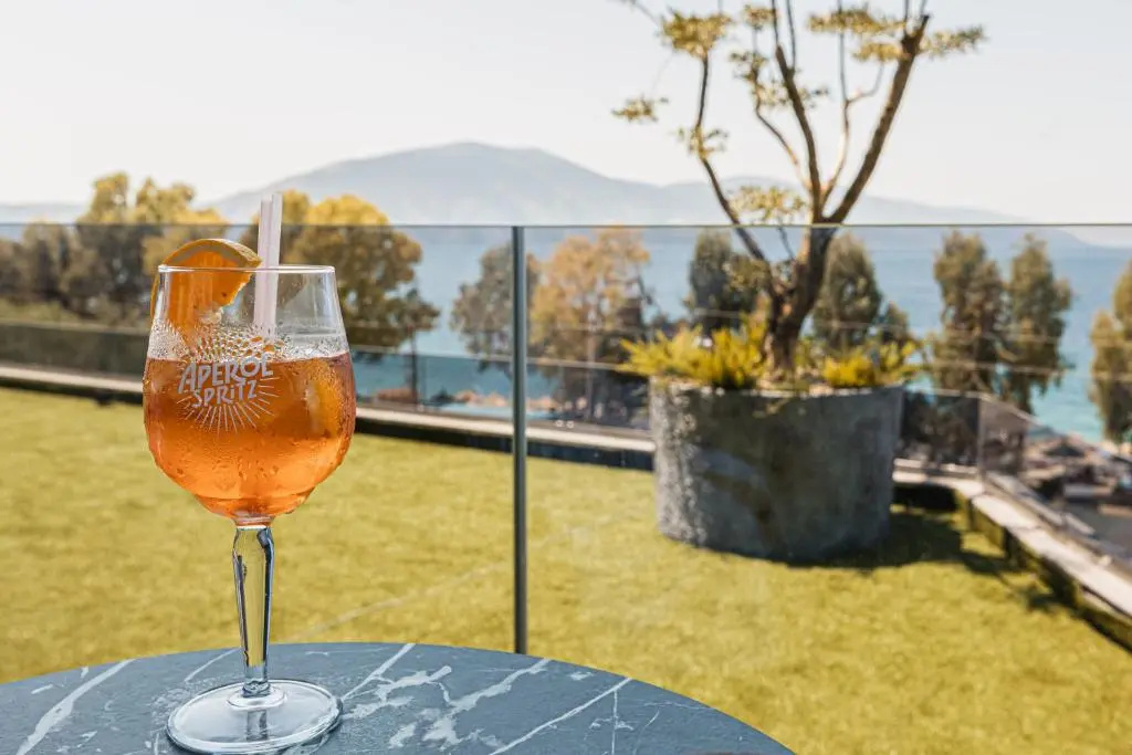 Photo - Mazarine Hotel