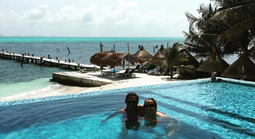 Photo - Maria's Kan Kin