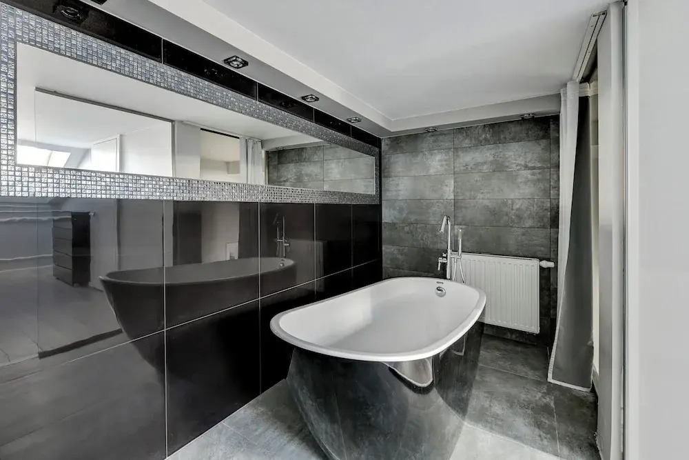 Photo - Waterlane Riverside - SPA, Pool, Gym & Parking by Downtown Apartments