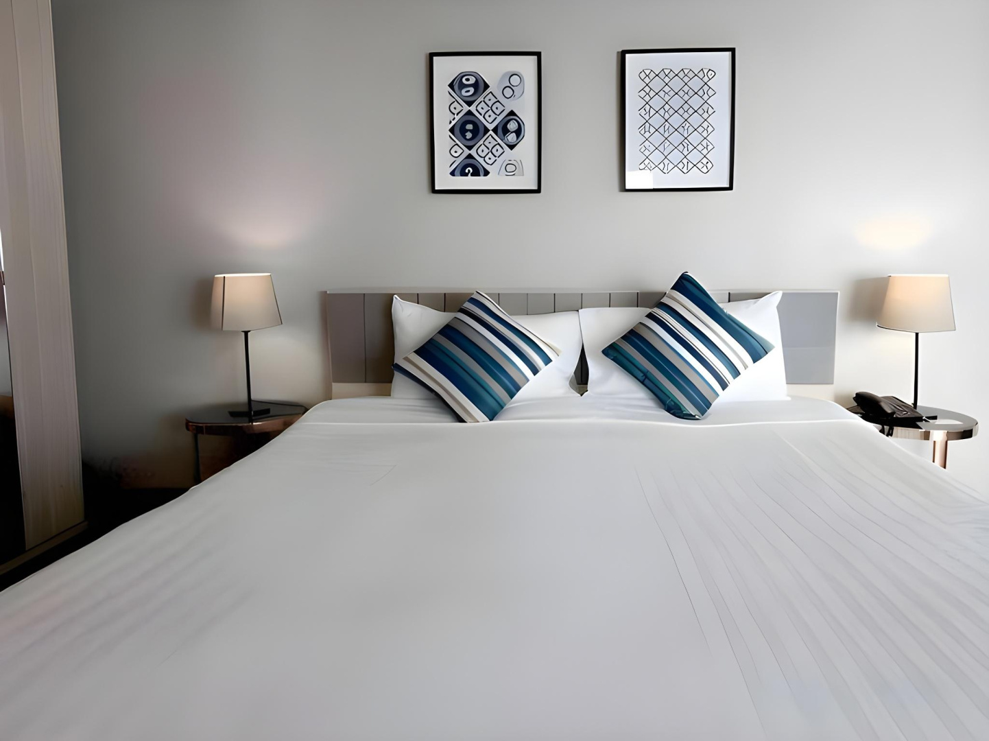 Photo - Samran Place Hotel