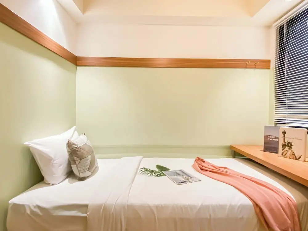 Homey And Comfort Living 2Br At Meikarta Apartment