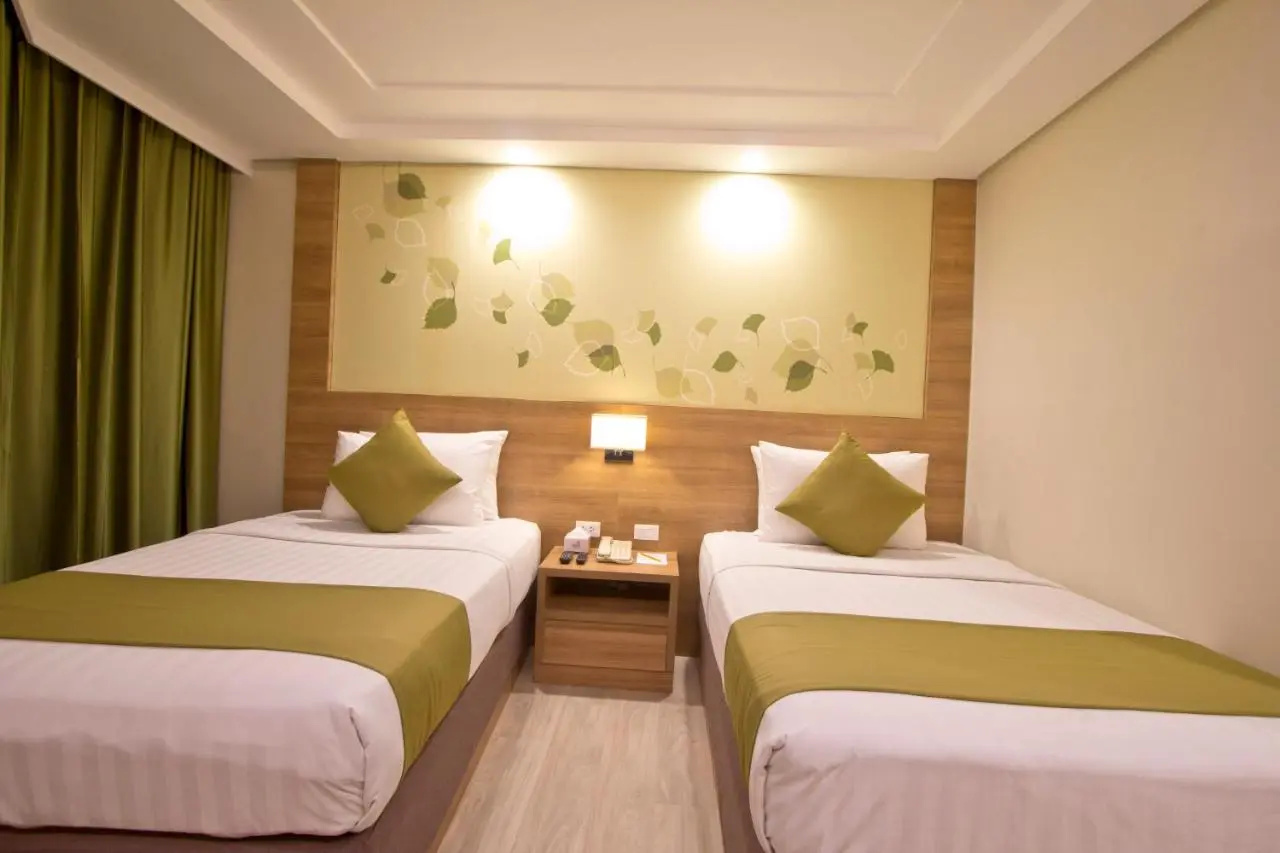 Photo - Crown Regency Hotel Makati