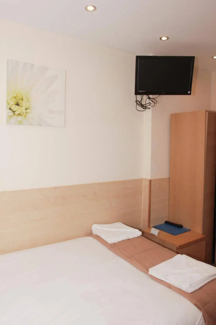 Photo - Tony's House Hotel