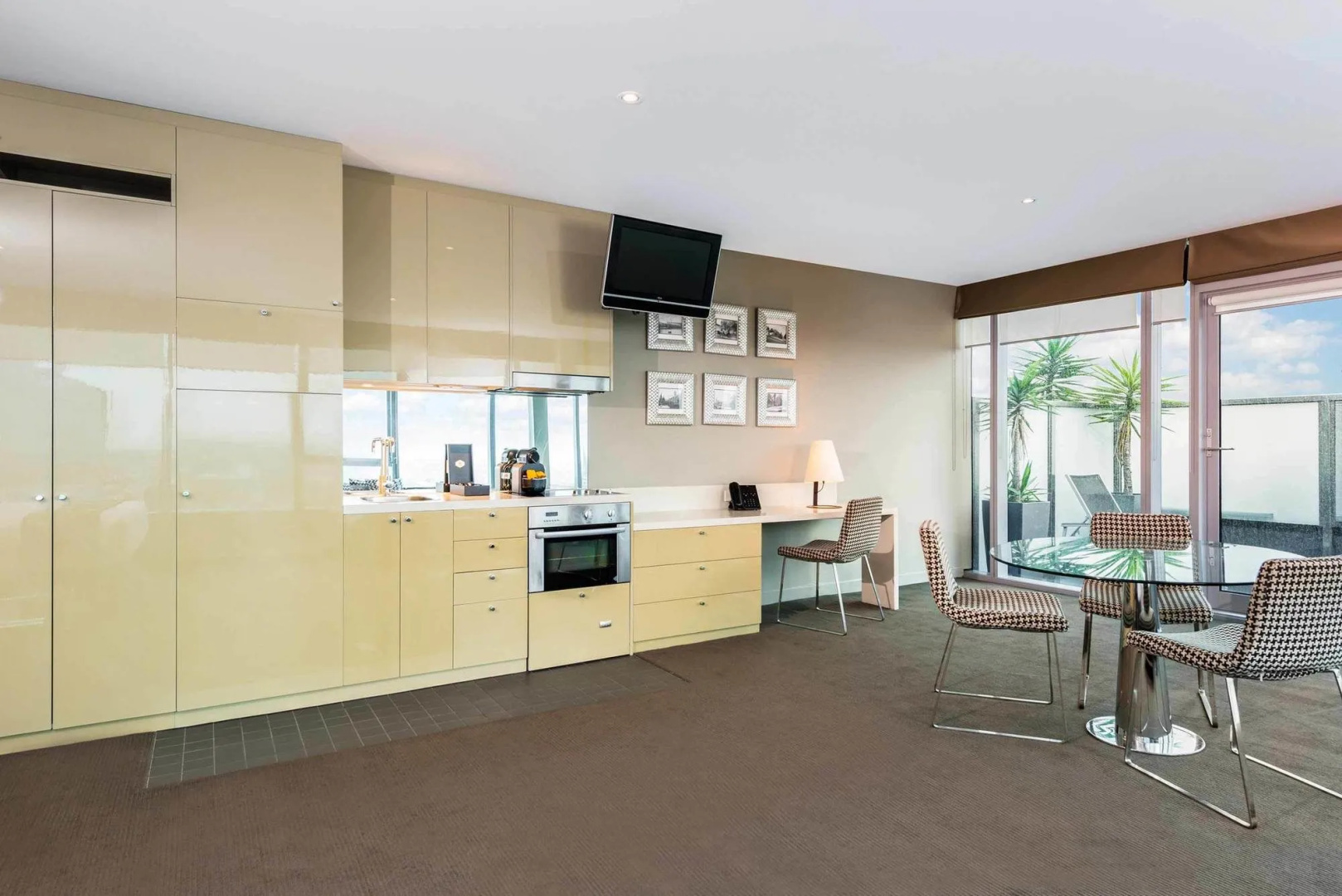 Photo - Novotel Melbourne Preston