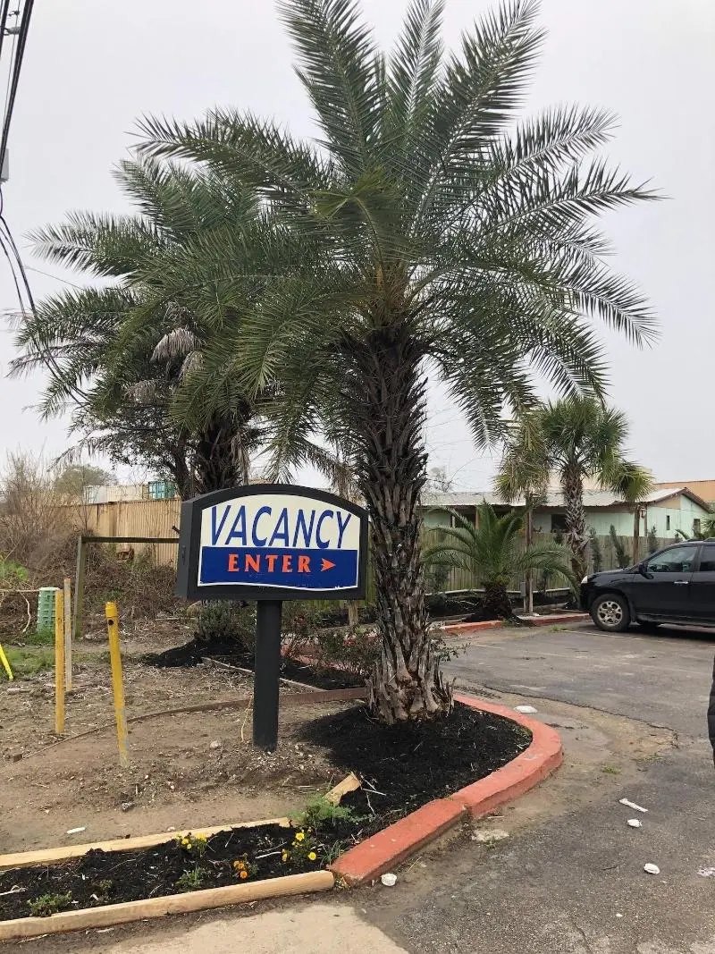 Foto - Travel Inn & Suites