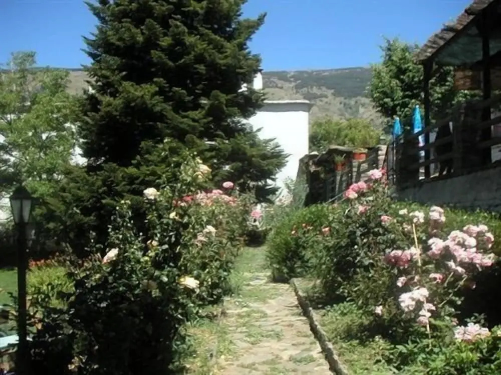 Photo - Hotel Rural Poqueira II