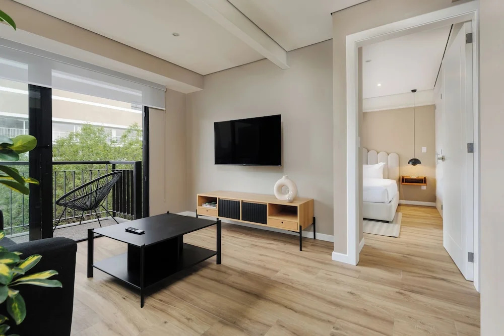 Foto - Nuevo Leon 155 by Wynwood House