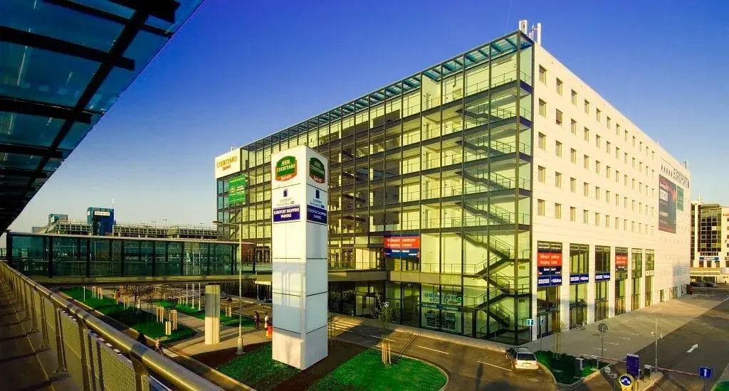 Photo - Courtyard by Marriott Prague Airport