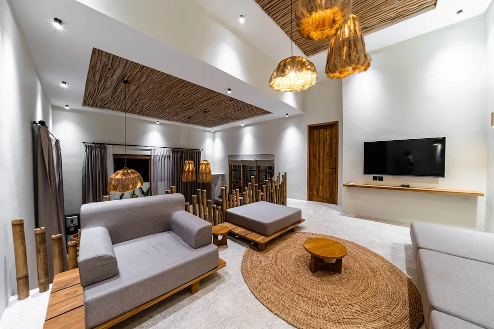 Foto - Semiramida Villa by EVDEkimi - Elegant 2BR with Pool, Open-air bath, Patio