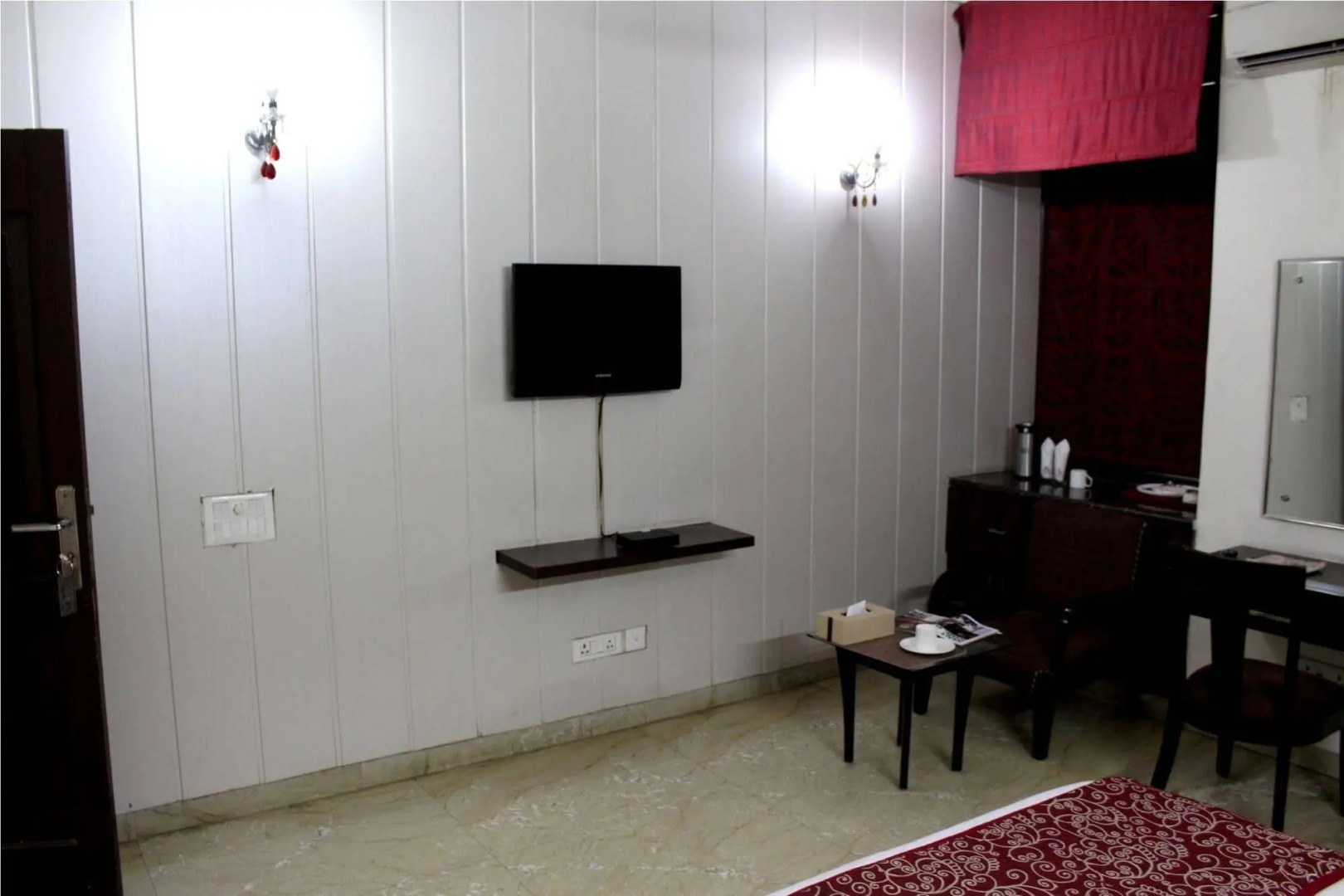 Foto - Hotel Jashn Inn near Apollo Hospital