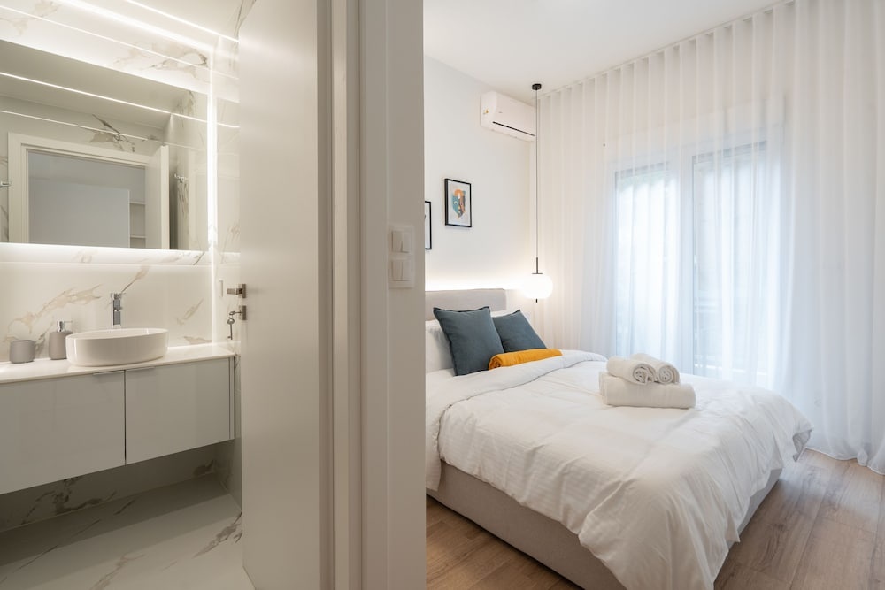 Exclusive and Deluxe Apartment in Athens
