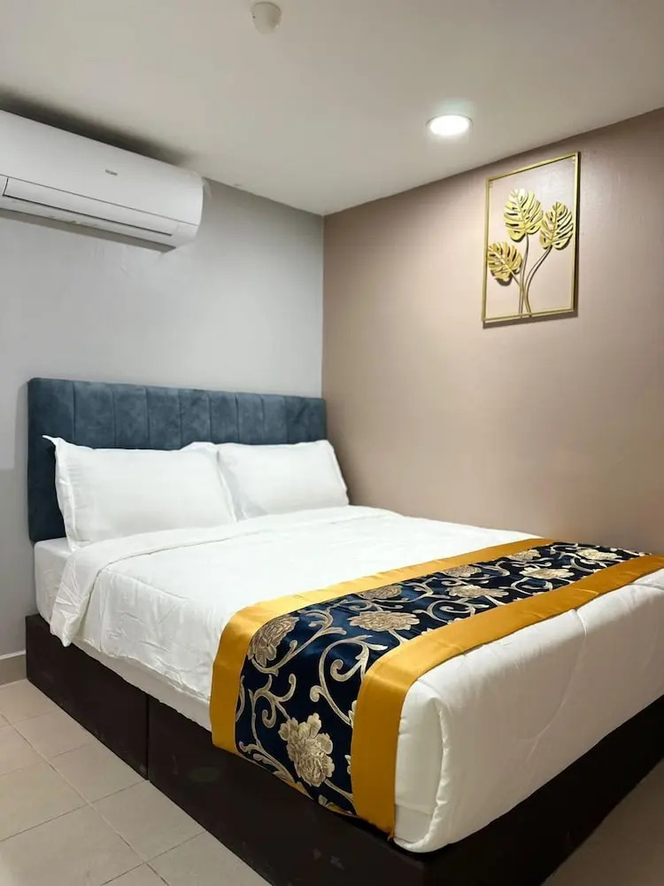 Foto - SS Grey House