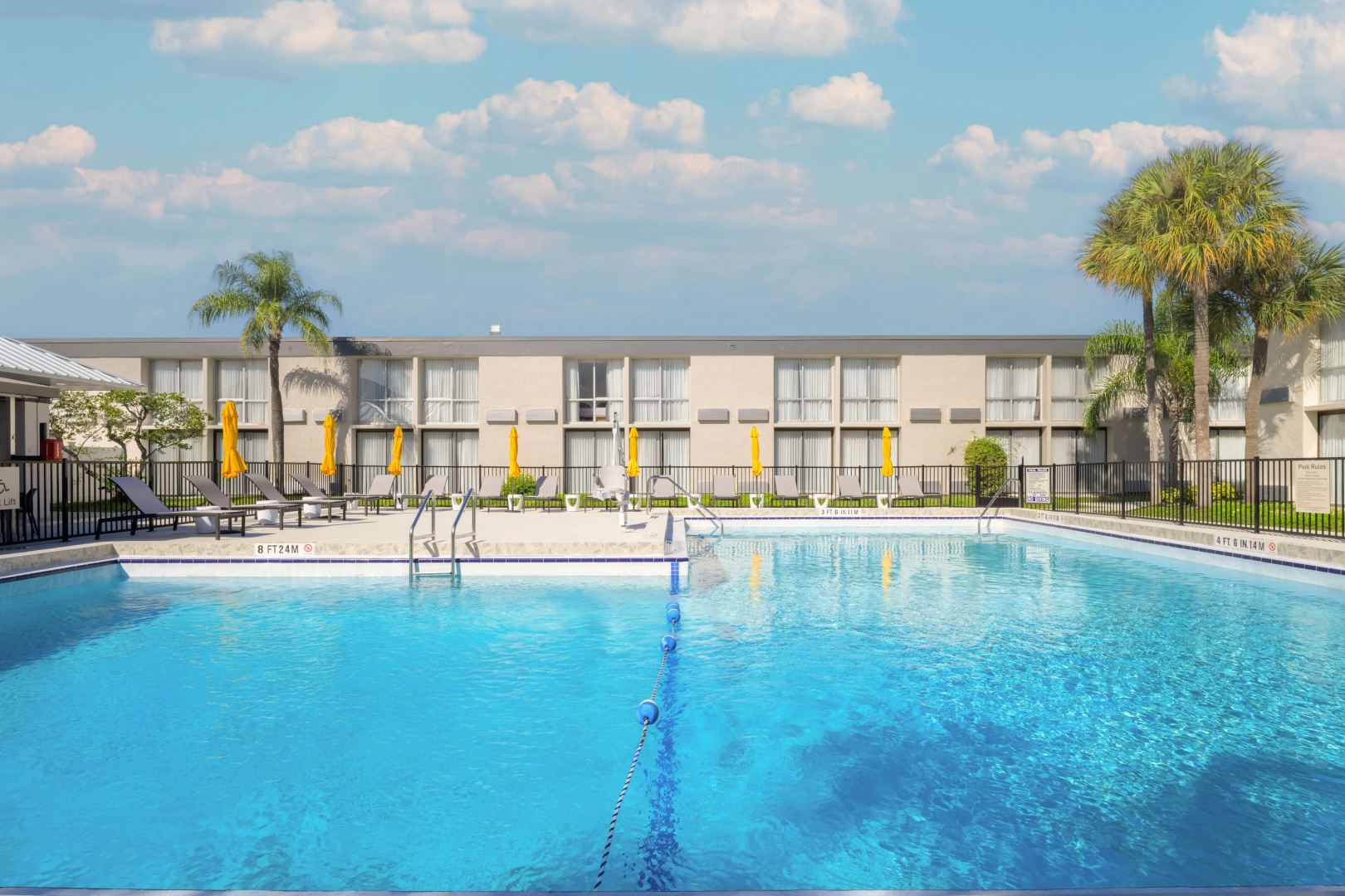 Photo - B&B Hotel Orlando International Drive Near Universal - Newly Renovated!