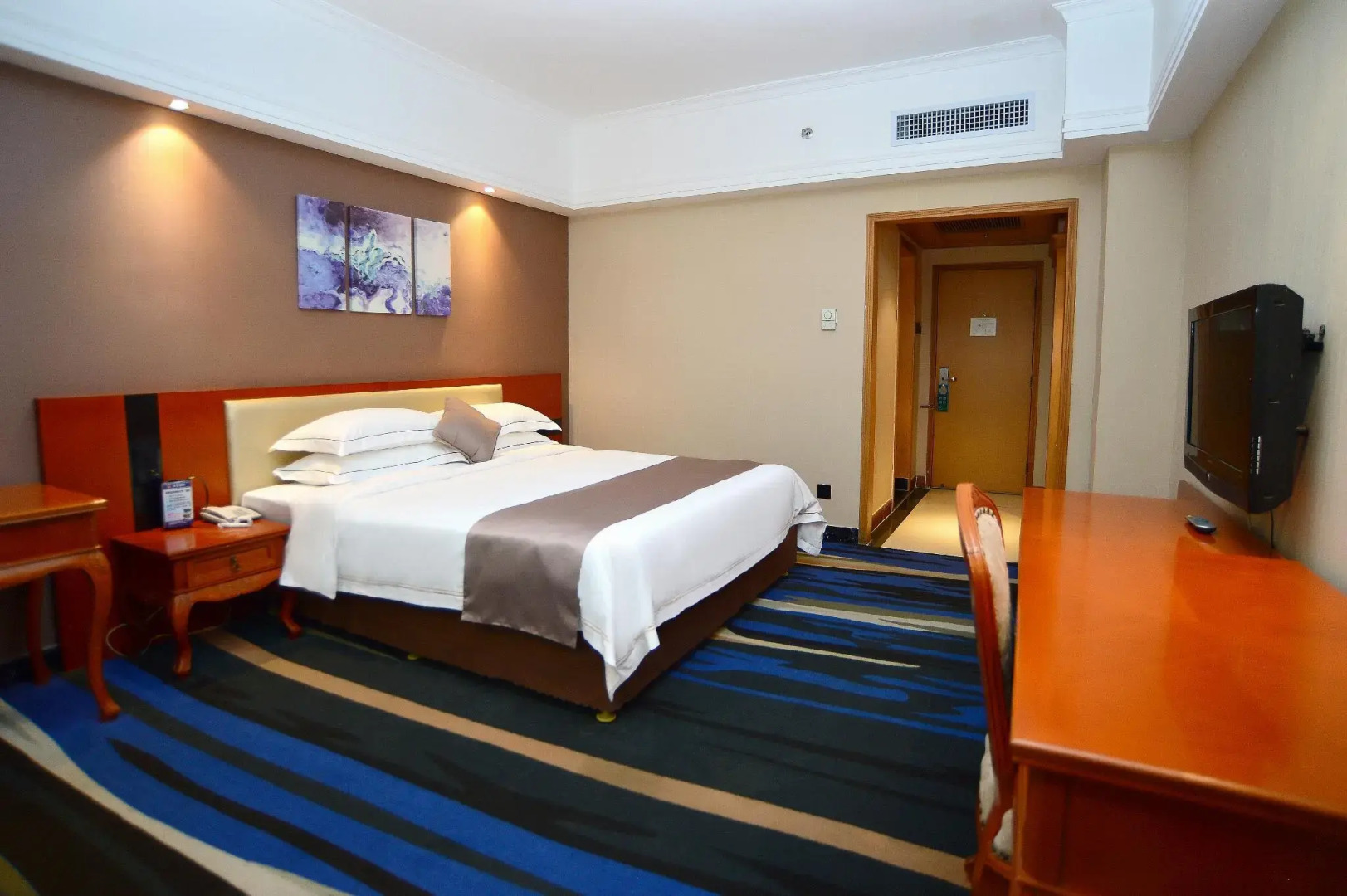 Foto - Shenzhen Kaili Hotel, Guomao Shopping Mall