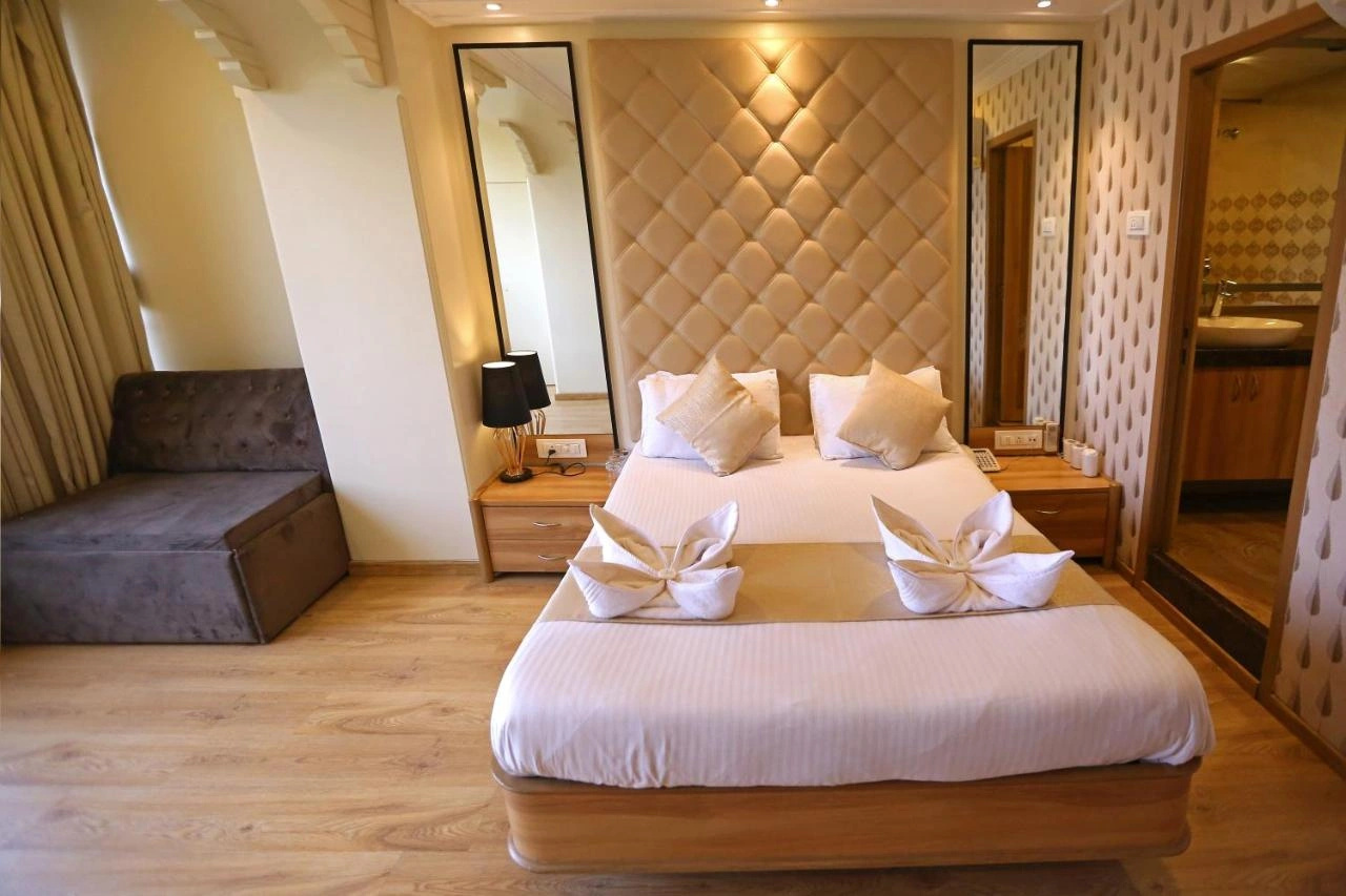 Photo - Gulf Hotel Colaba