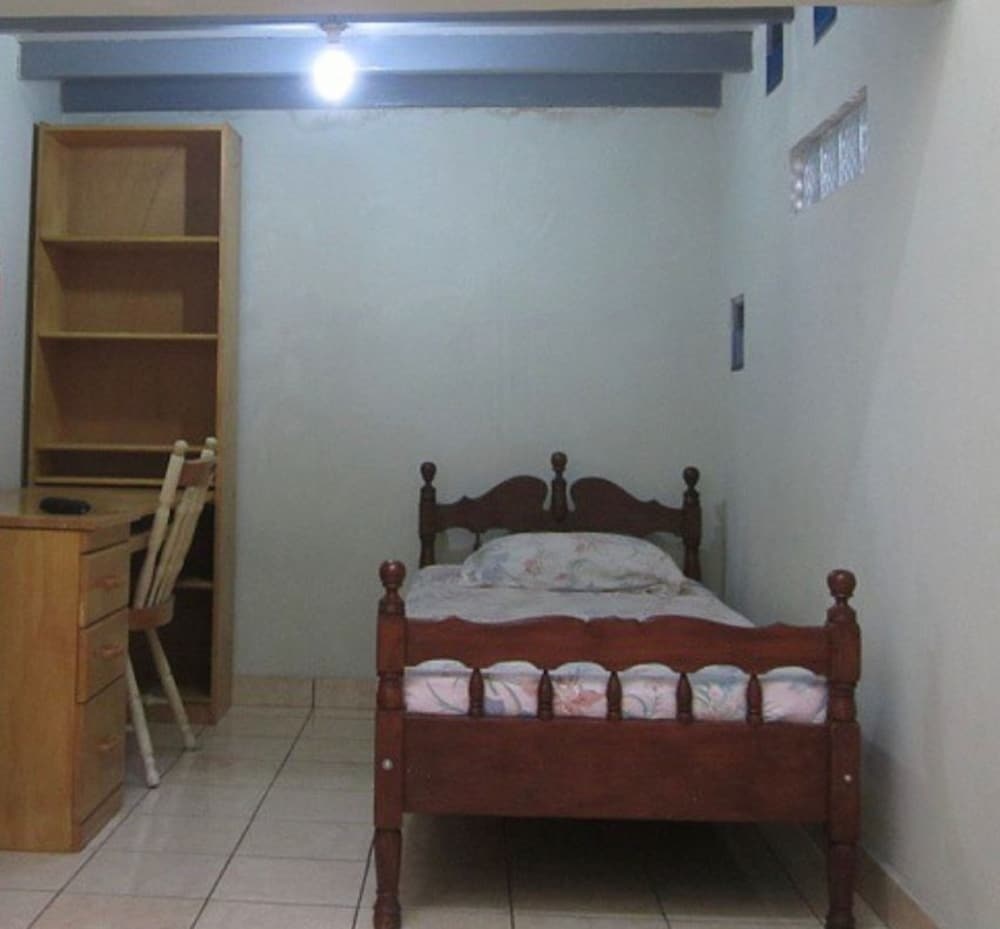 Hotel O Kartika Guest House SyariahNearPantai Stres