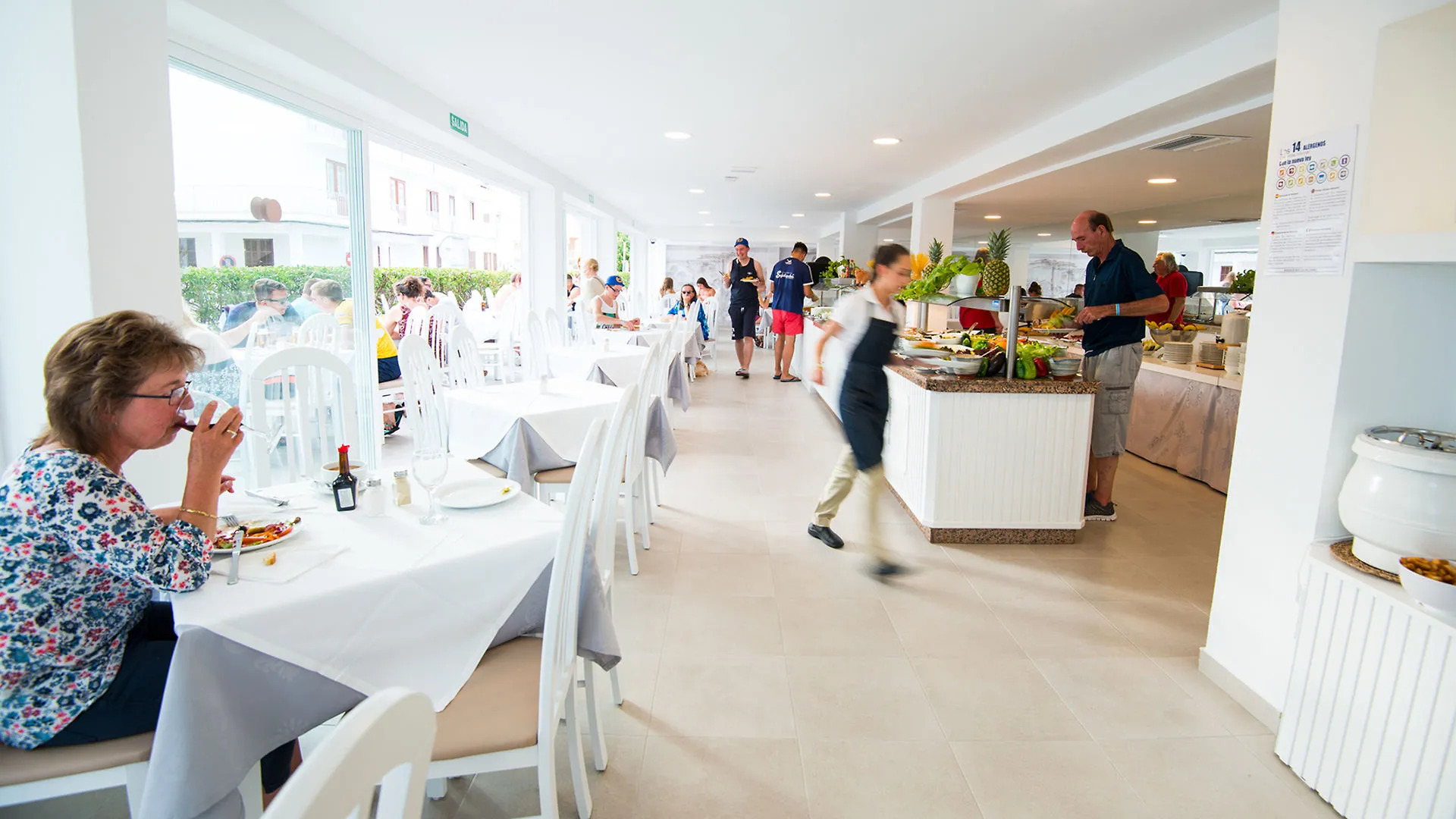 Photo - Hotel Chevy & Suites